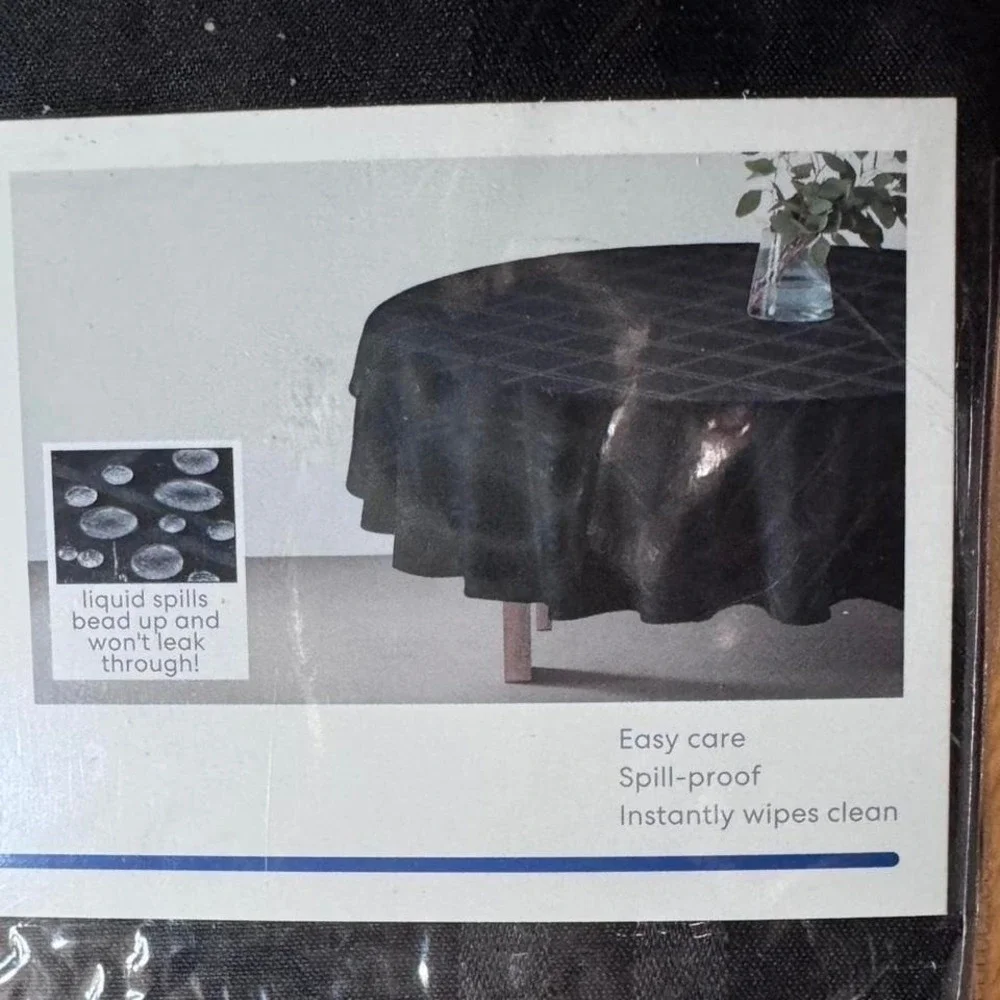 The Unbranded Brand black plaid